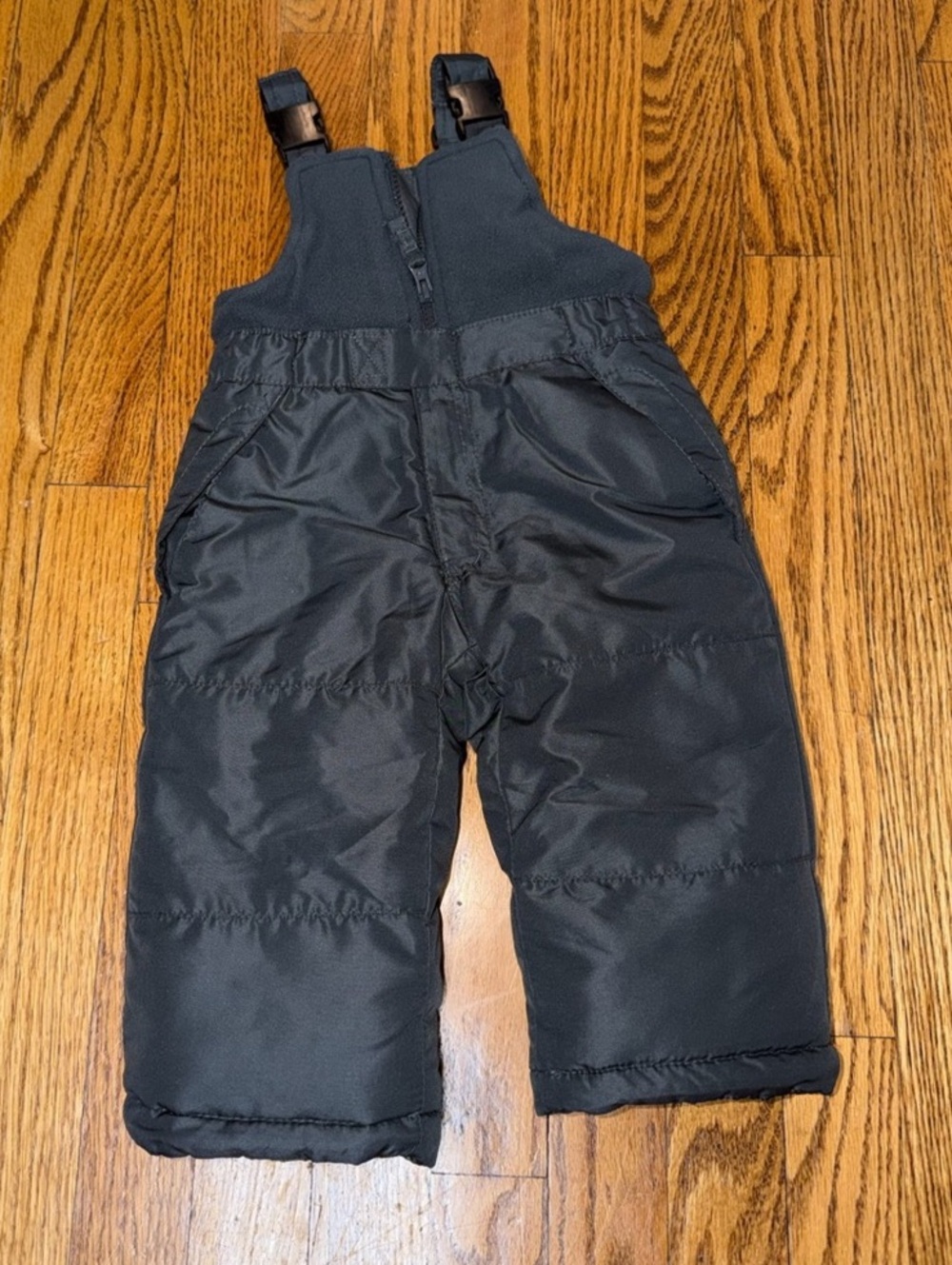 Black OshKosh B'gosh Insulated Snow Bib Overalls Baby 12M Like new